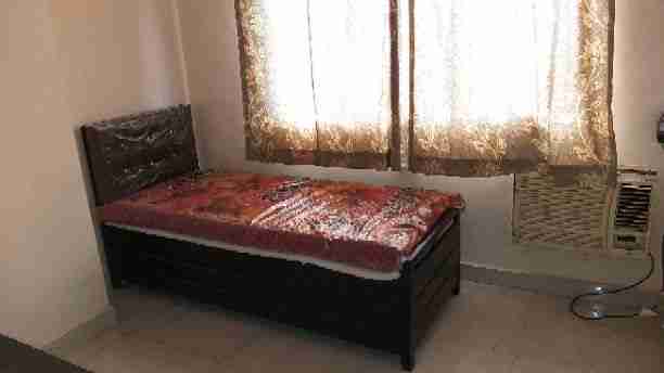 Bachelor PG room in Andheri East, Mumbai – photo 3