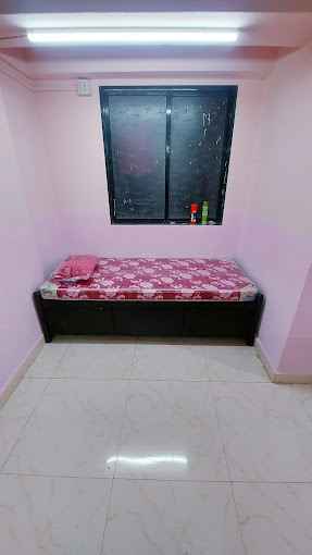 Female PG room in Dadar West, Mumbai – photo 2