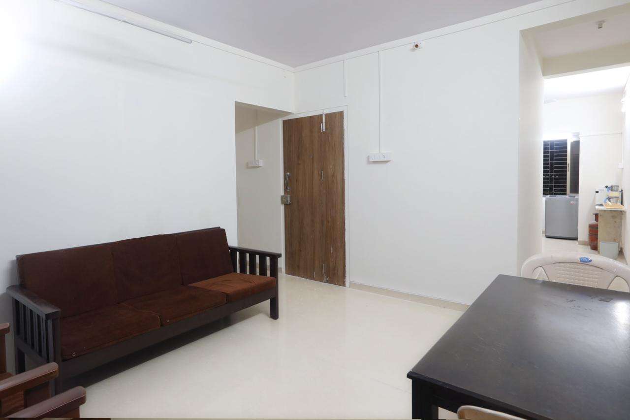 Female PG room in Vile Parle, Mumbai – photo 5