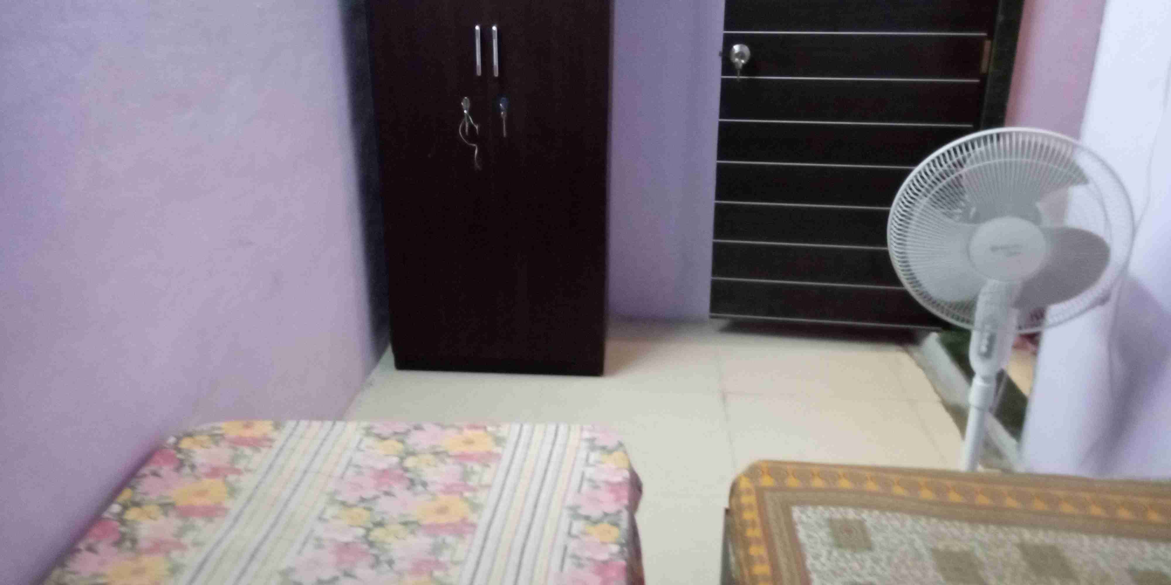 Bachelor PG room in Kurla East, Mumbai – photo 5