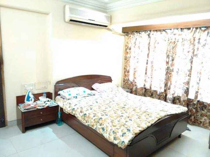 Female PG room in Prabhadevi, Mumbai – photo 5