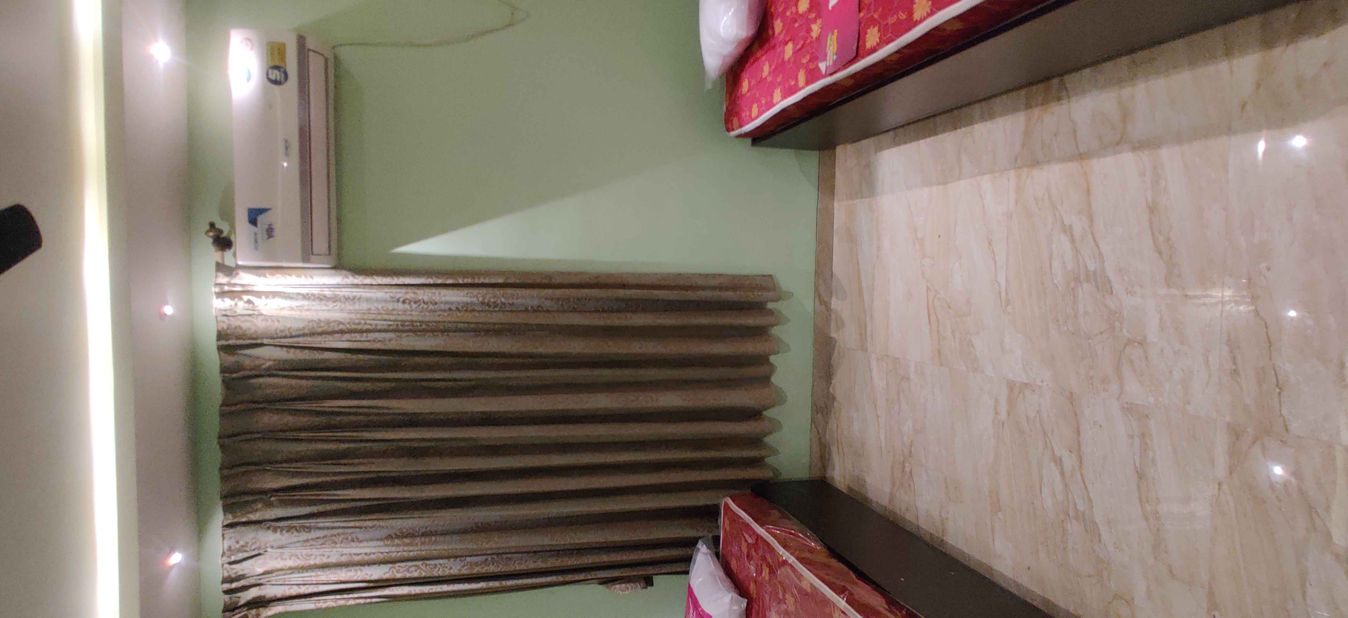 Female PG room in Viman Nagar, Pune – photo 4