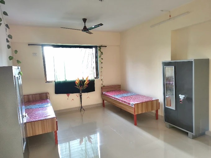 Male PG room in Goregaon East, Mumbai – photo 2