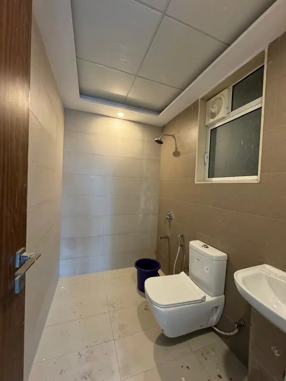 Unisex-PG in Andheri East near Indian Institute of Management Mumbai - photo 4