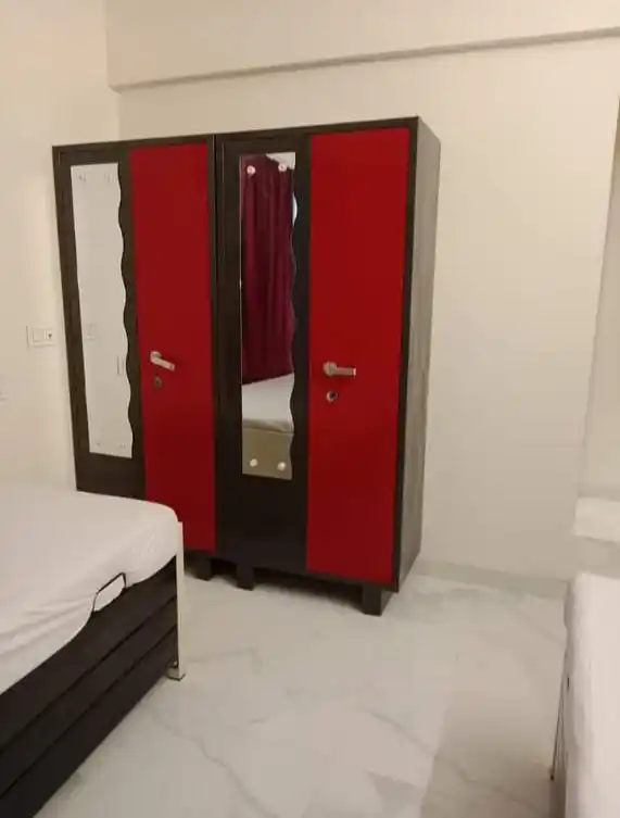 Female PG room in Vikhroli West, Mumbai – photo 5