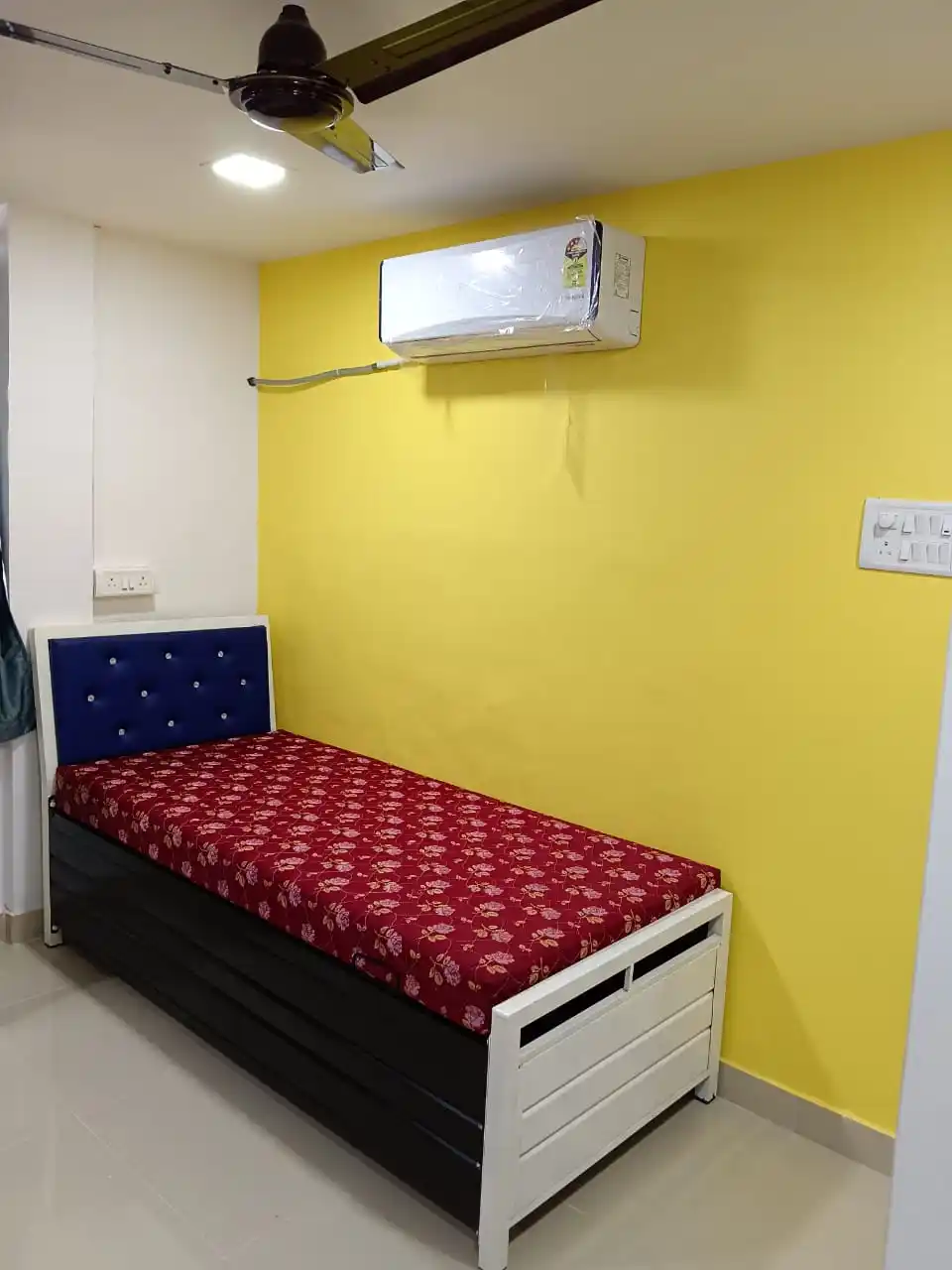 Unisex-PG in Vikhroli West near Powai Lake - photo 3