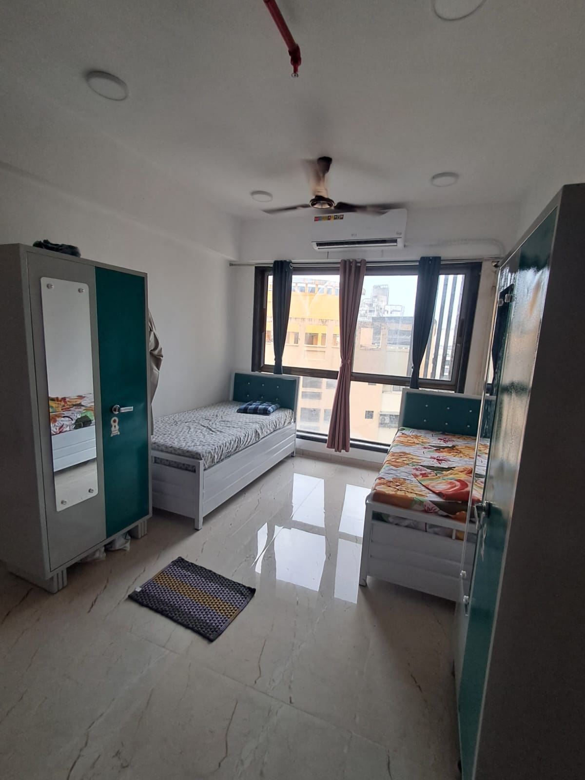 Male PG room in Goregaon East, Mumbai – photo 5