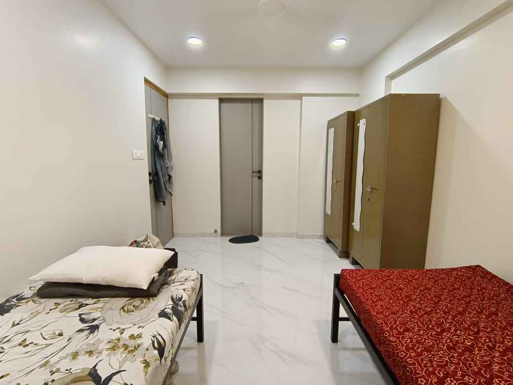 Unisex-PG PG room in Ghatkopar East, Mumbai
