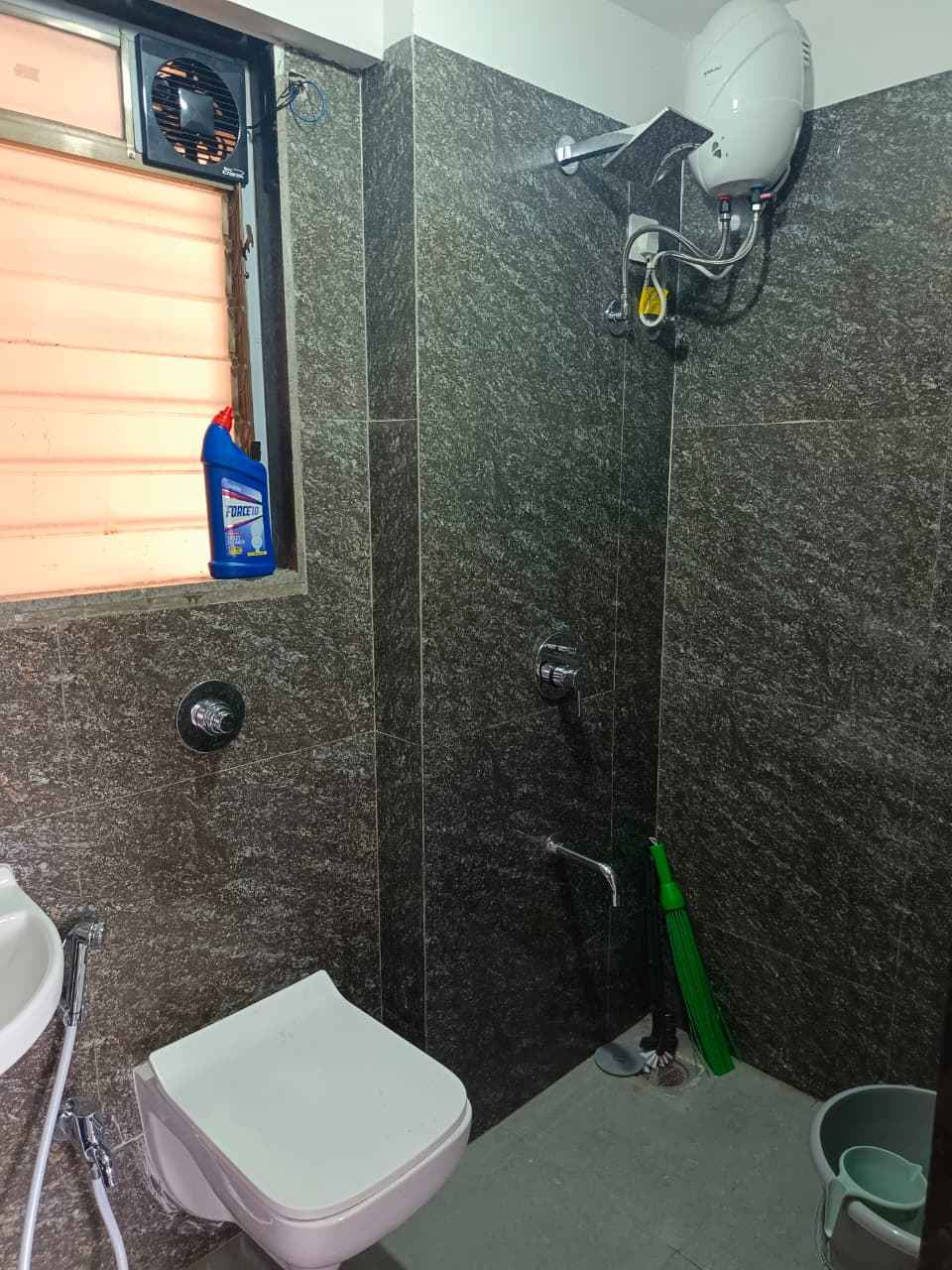 Unisex-PG PG room in Ghatkopar East, Mumbai – photo 5