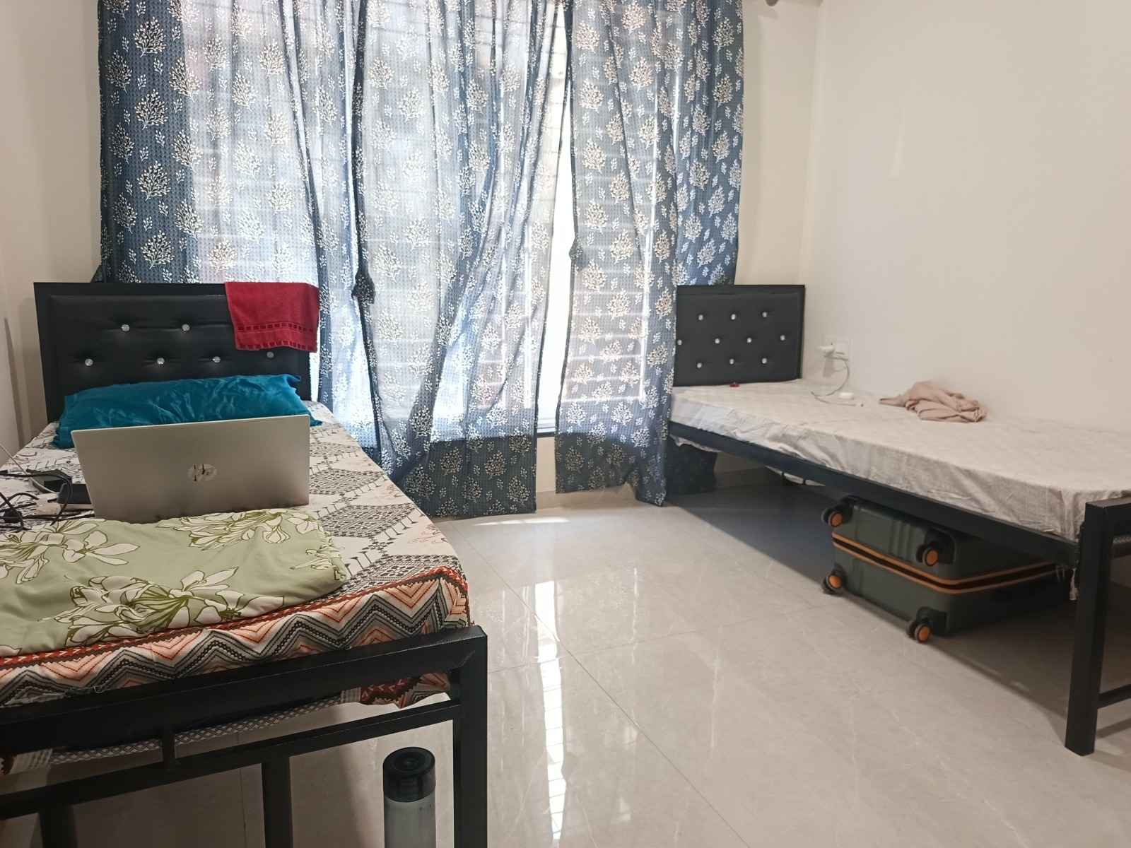 Female PG room in Ghatkopar East, Mumbai – photo 5