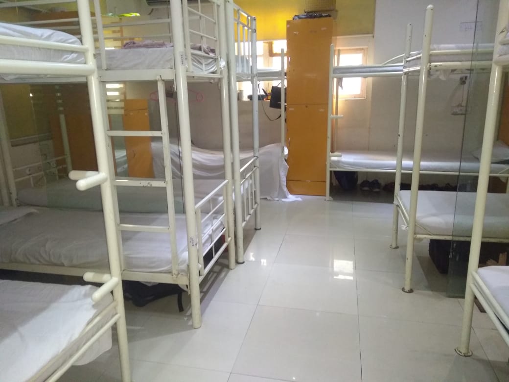Male PG room in Fort, Mumbai – photo 2