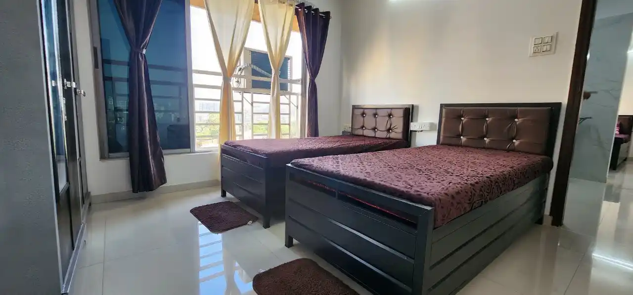 Male PG room in Ghatkopar East, Mumbai