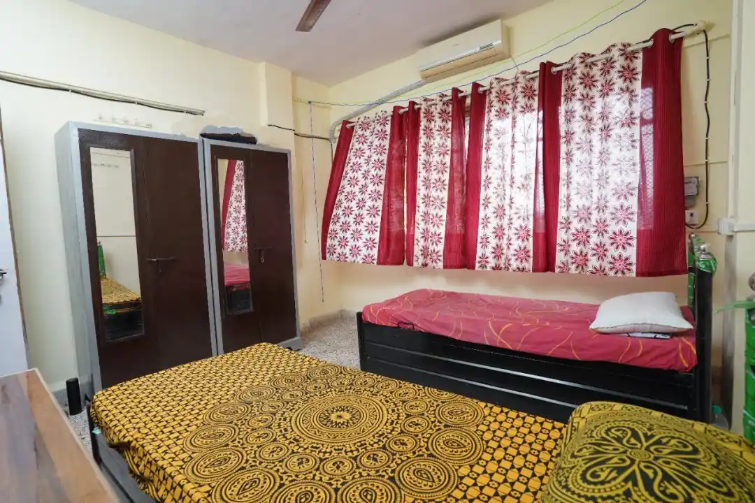 Male PG room in Jogeshwari East, Mumbai – photo 3