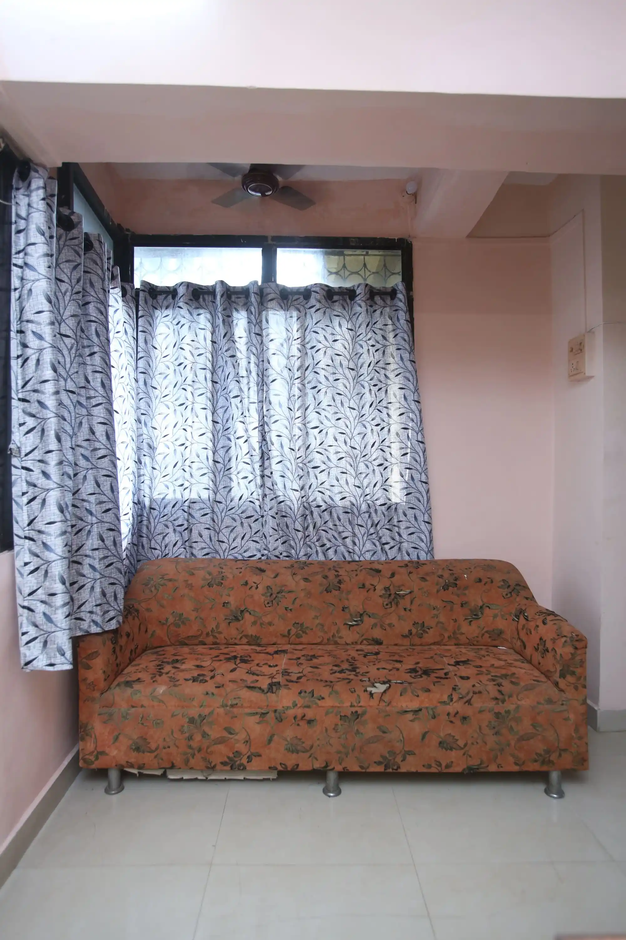 Male PG room in Andheri East, Mumbai