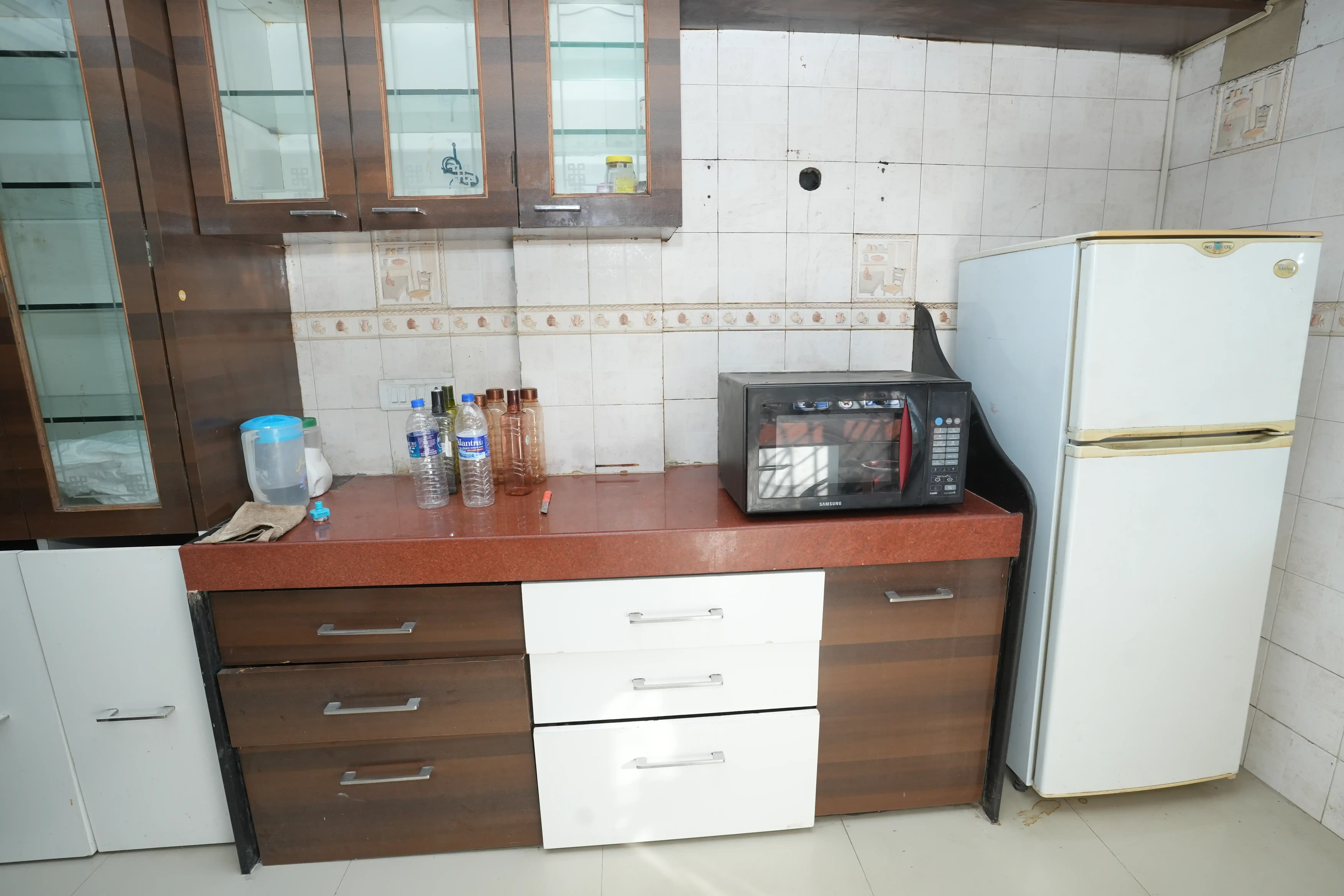 Male PG room in Santacruz (West), Mumbai – photo 3