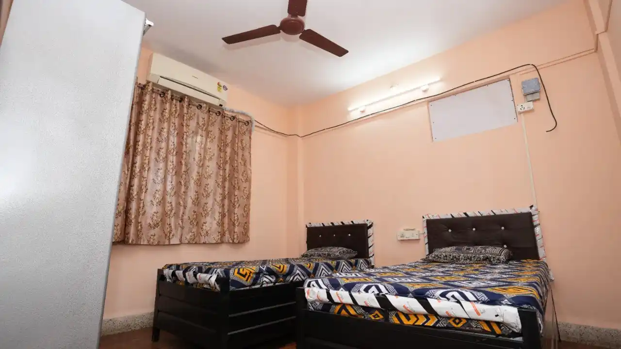 Unisex-PG PG room in Andheri East, Mumbai – photo 5