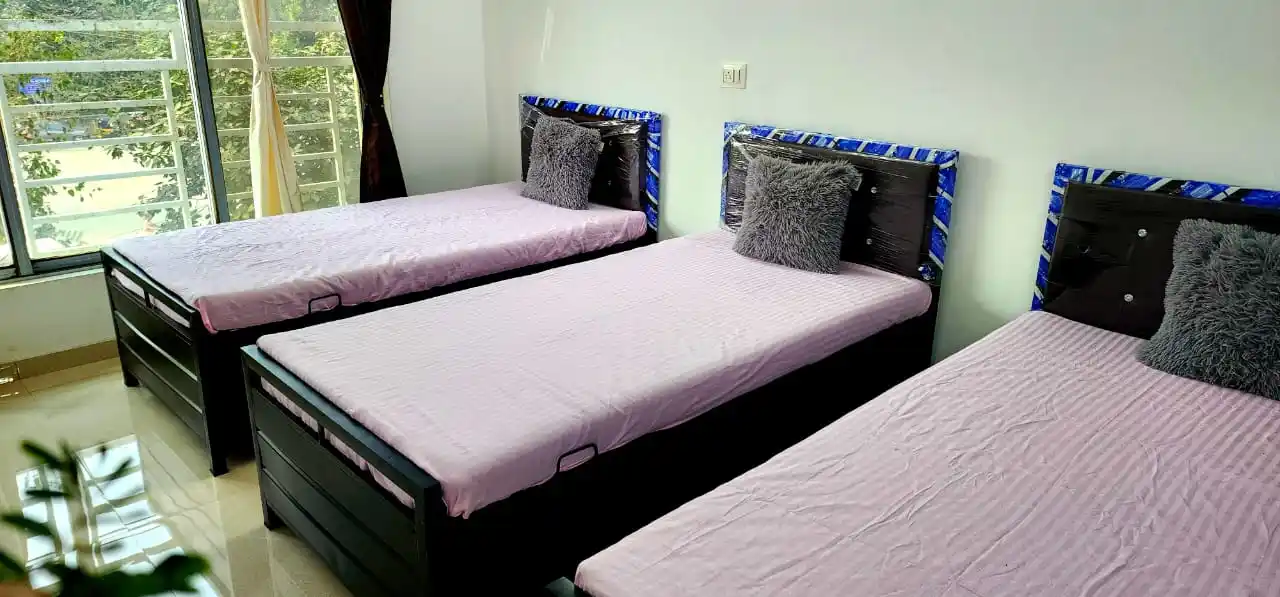 Male PG room in Ghatkopar West, Mumbai
