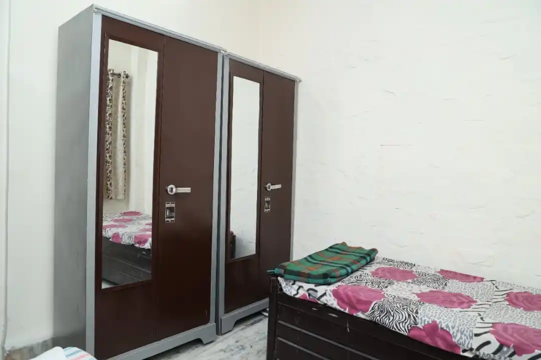 Male PG room in Andheri East, Mumbai – photo 4