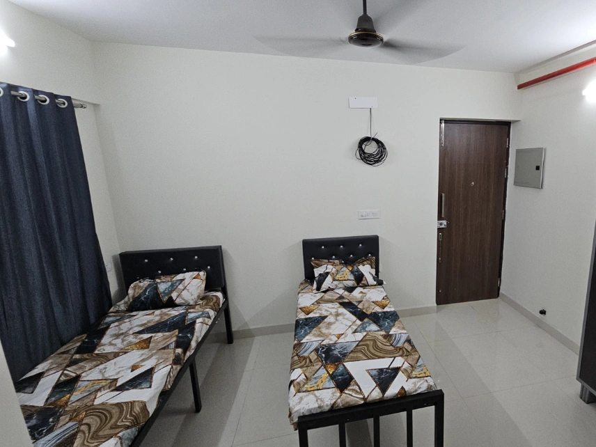 Unisex-PG PG room in Dadar, Mumbai – photo 3
