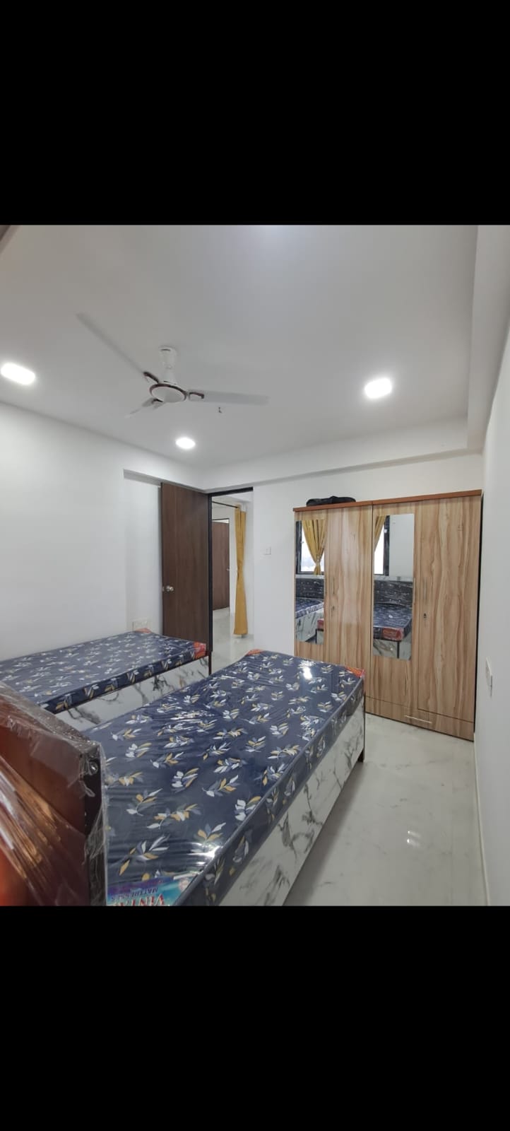 Unisex-PG PG room in Goregaon East, Mumbai – photo 5